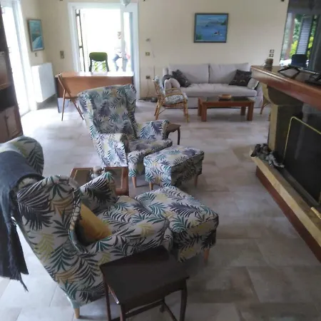 Villas Center Βίλα *